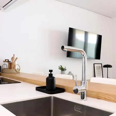 Fantastic In The Wave Just Steps From Carvajal - Pool And Free Parking Appartement Fuengirola