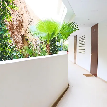 Apartment Fantastic In The Wave Just Steps From Carvajal - Pool And Free Parking Fuengirola