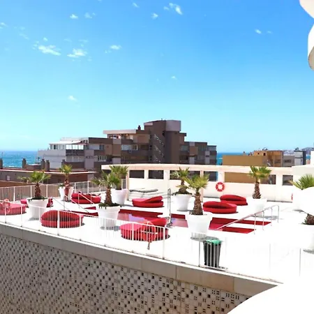 Apartment Fantastic In The Wave Just Steps From Carvajal - Pool And Free Parking Fuengirola