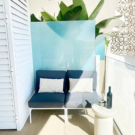 Apartment Fantastic In The Wave Just Steps From Carvajal - Pool And Free Parking Fuengirola