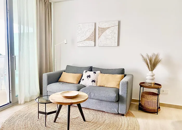 Apartment Fantastic In The Wave Just Steps From Carvajal - Pool And Free Parking