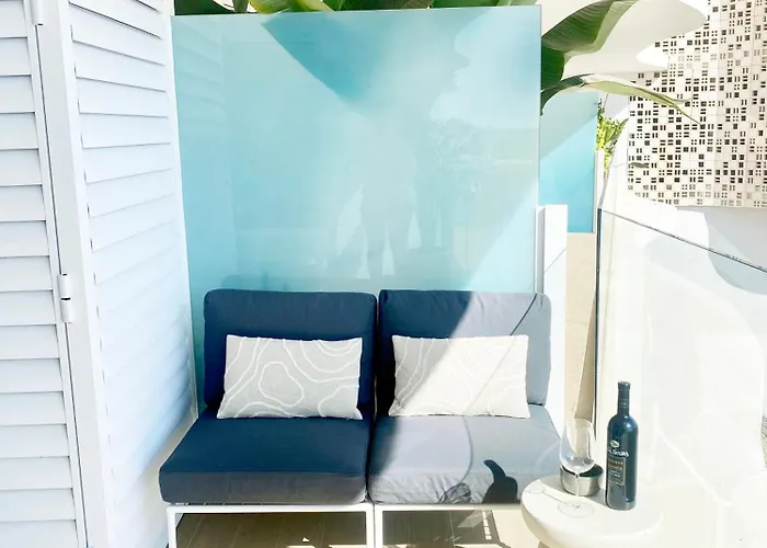 Апартаменты Fantastic In The Wave Just Steps From Carvajal - Pool And Free Parking Фуэнхирола