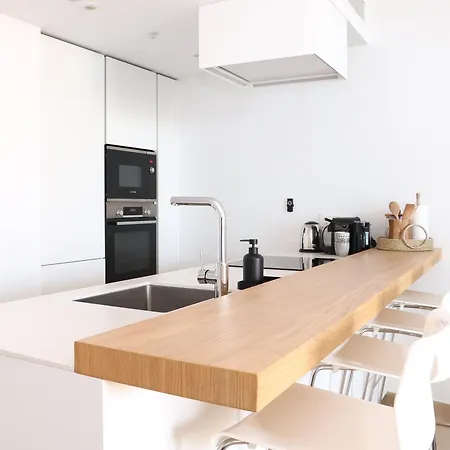 Fantastic In The Wave Just Steps From Carvajal - Pool And Free Parking Fuengirola