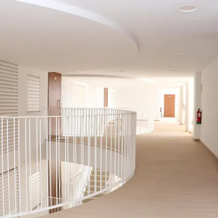 Apartament Fantastic In The Wave Just Steps From Carvajal - Pool And Free Parking